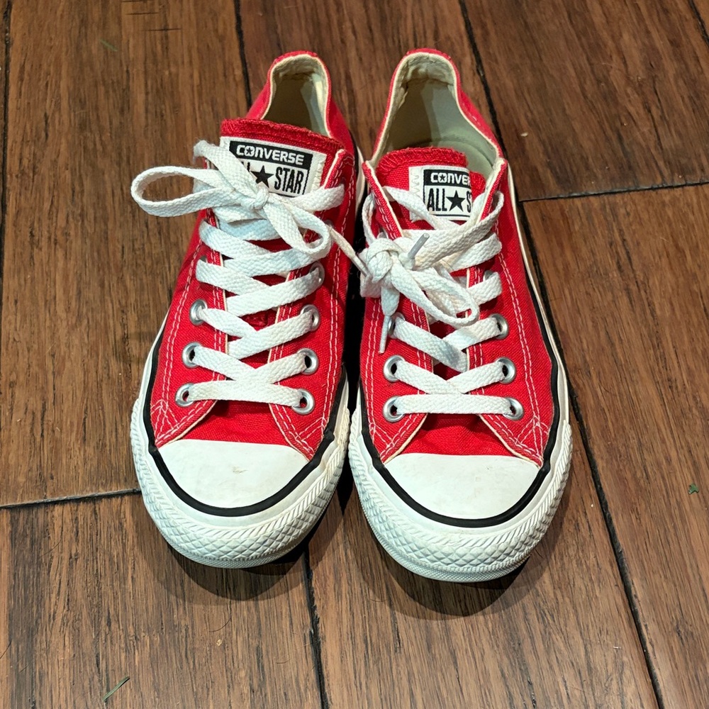 Converse Chuck Taylor Red and White Sneakers 6.5